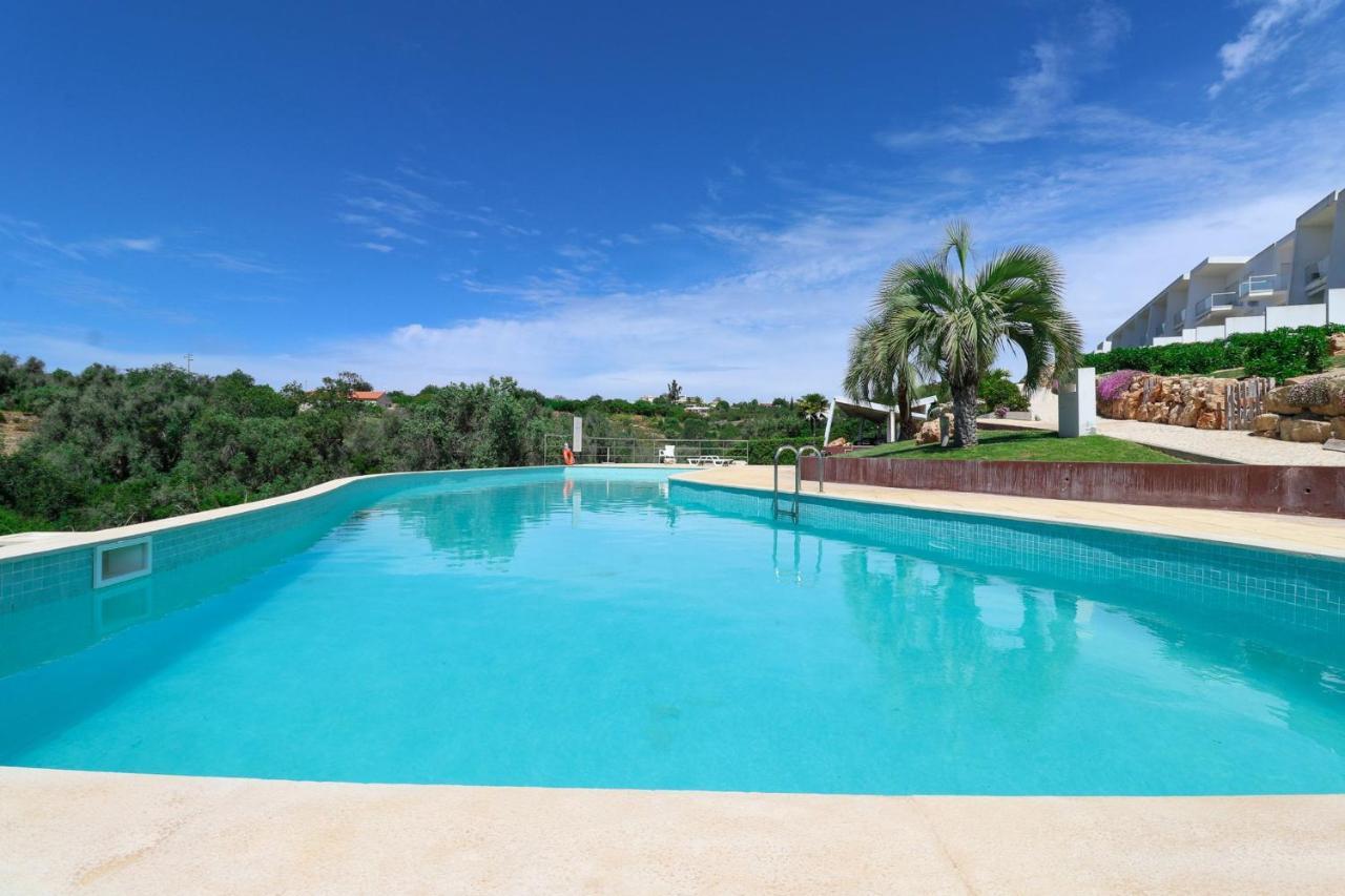 Lovelystay - Divine 3Bdr Duplex House W/ Pool & Garden Patroves Exterior photo