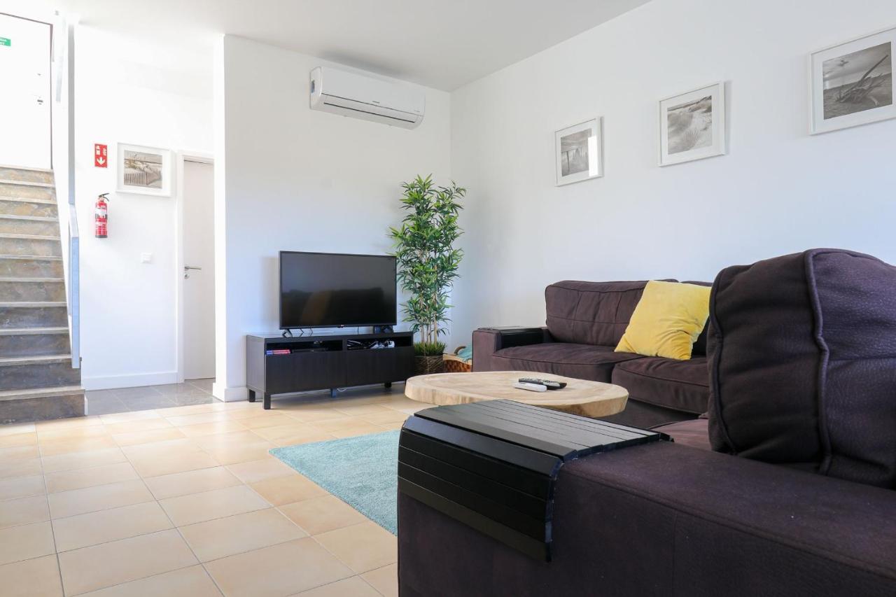 Lovelystay - Divine 3Bdr Duplex House W/ Pool & Garden Patroves Exterior photo